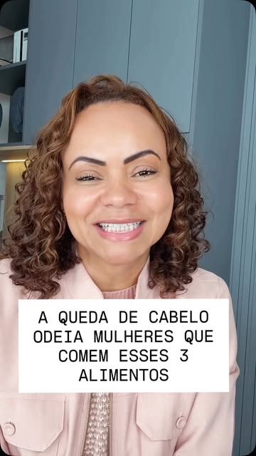 A queda de cabelo e o cabelo odeiam mulheres que comem esses 3 alimentos. 

Me conta aqui qual desse