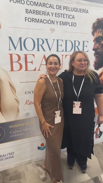 Porque la belleza está en constante transformación.
Y creemos que quienes trabajamos en ella también