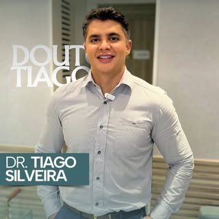 Por trás de cada transformação e cuidado com a pele, existe uma história - e a do Dr. Tiago começou 