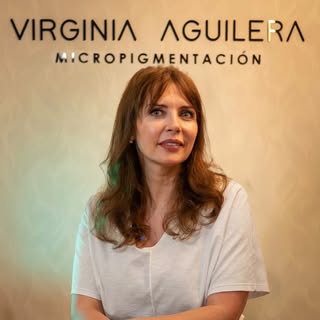 Mi día a día consiste en realizar tratamientos personalizados de micropigmentación facial, cejas, oj