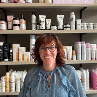 ✂️ Een bijzonder afscheid ✂️

Na bijna 10 jaar onderdeel te zijn geweest van ons team, neemt Mariann