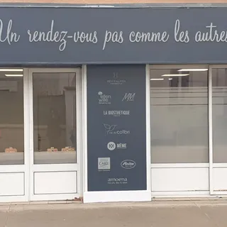 Un nouveau lieu vous accueille sur Roanne #perruque #prothese mammaire #cancer#femme #roanne #linger