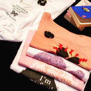 Envie d'un tee-shirt pas comme les autres ,venez découvrir la gamme "The Dandys " créée par une créa
