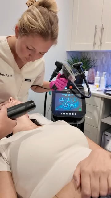 Acne scars don’t have to define your skin.

Morpheus8 helps stimulate collagen, improve skin texture