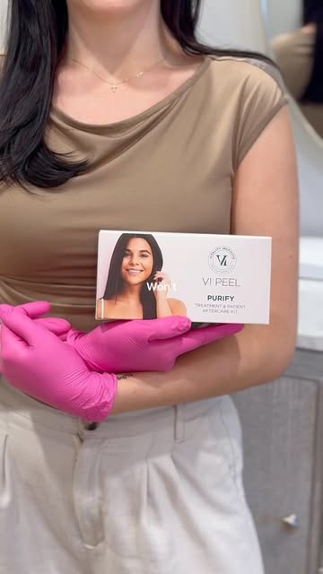 Clearer skin. More confidence. ✨

Acne can affect more than your skin—it can affect how you feel abo