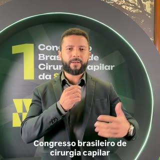Estar em um congresso cercado por grandes nomes do transplante capilar não é só sobre aprender — é s