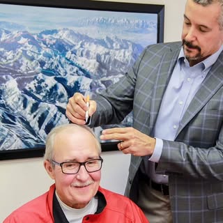 A hair transplant procedure doesn't require your to block several days off work! 🚫 Most patients an
