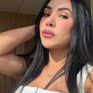 O sol 🌞 não precisa ser um inimigo para a sua pele …

Ele pode ser luz , brilho e realce para os se