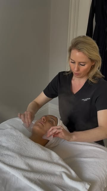 A seasonal change deserves a fresh start for your skin.

It’s time to start thinking about a post-su