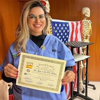 É com grande alegria que compartilho uma importante conquista: a obtenção do Certificado Internacion