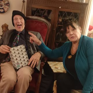 Mad family get together .