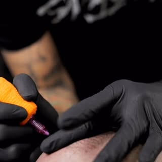 MASTER THE INS AND OUTS OF SCALP MICROPIGMENTATION!

BECOME A PRO — ENROLL IN OUR ONLINE COURSE AT ➡