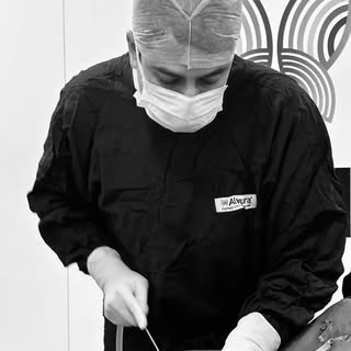 Not every body needs a drastic change. Sometimes it just needs a little precision.

Vaser liposuctio