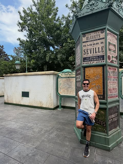 Orlando é magia, fantasia e alegria! ✨ Esse lugar me faz lembrar que sou uma eterna criança e me faz
