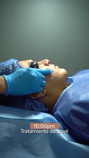 Algo así es un día en #SalameaCarrion 🧑‍⚕️

En nuestro centro dermatólogico abarcamos soluciones in