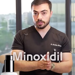 ⁨	المينوكسيديل لا يسبب تساقط جديدًا بحد ذاته، لكنه يساعد في الحفاظ على الشعر الموجود وتأخير تساقطه ف
