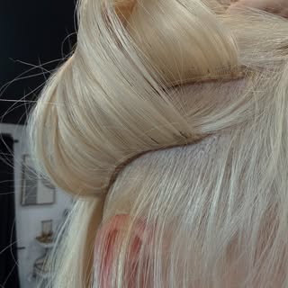 This is what a truly customized extension transformation looks like.

We took her naturally fine blo