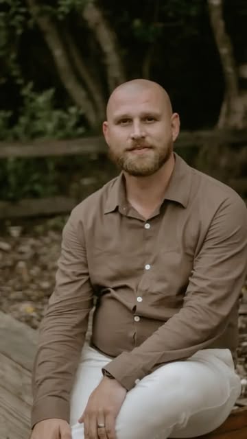Watch John’s hair journey before you scroll past. 

The internet has made everyone a little suspicio