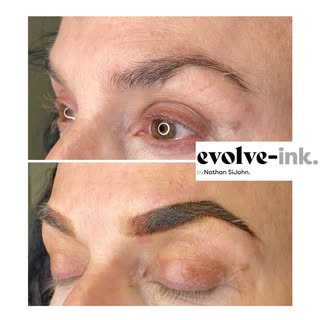 • E Y E B R O W S •

After defining and shaping these eyebrows... wow!! 

This client’s brows are fr