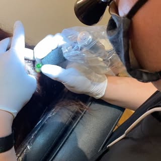 Scalp micropigmentation (SMP): Creating density one dot at a time!!

SMP is the tattoo process of pl
