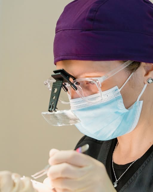 Chez CapilClinic, nous sommes passionnés par ce que nous faisons ! 💙
Et c'est un véritable plaisir 