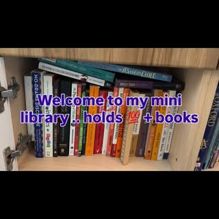 Welcome to my mini-library(sacred place) 🫶
An avid reader 📚 that I am usually gets asked about boo