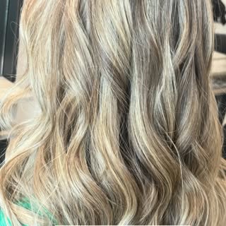 Highlight refresh ready for the end of summer✨

Looking for something similar? Call us on 0873339807