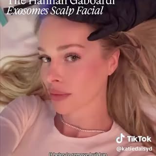 Exosomes Scalp Facial 

The ultimate treatment for your scalp and hair. Designed to deeply cleanse, 
