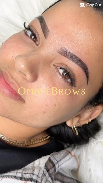 Ombre Brows give you that perfect filled-in look while keeping your brows soft and natural. 🤎 Wake 