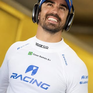 Receber meu amigo César Ramos para esse momento foi muito especial. Como piloto profissional, ele te