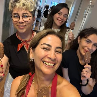 Kedisiyle, ekibiyle, gülen yüzüyle… Akademi hep burada. 🐾 #akademisacterapi #welovehair