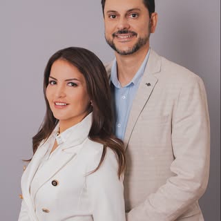 ✨Parabéns no Dia do Médico ✨@draheidylorena e @drsilvioclistenes 
#diadomédico #medicina #dermatolog