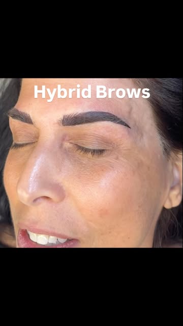 ✨ HYBRID BROWS — BOLD & DEFINED ✨

Hair-stroke detail at the head of the brow transitions into beaut