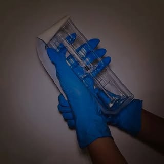 Hay trabajos que se hacen con las manos. El mío también se hace con el corazón.

Me sigue emocionand