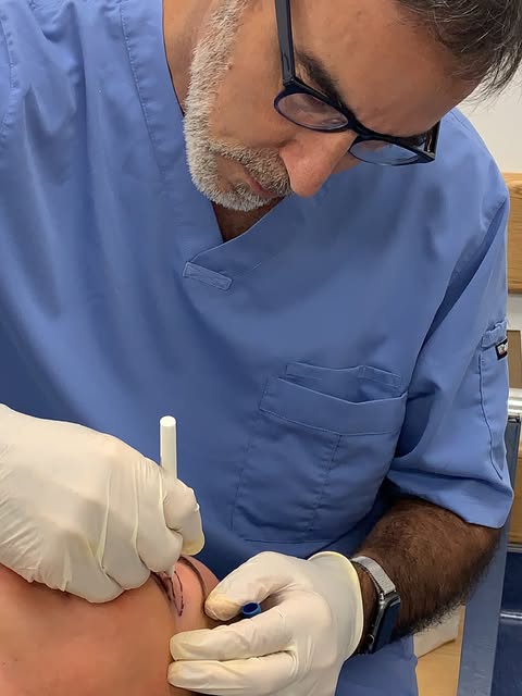 What happens before remarkable results?

Every facial surgery begins long before the first incision—