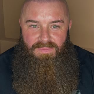About 3 years since I’ve seen this fella, went away, grew a beard and came back in today for a colou
