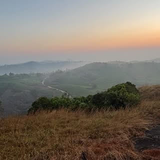 Beyond Backwaters!!!
#Keralacalling#godsowncountry #friendsforlife#hungryforlyf