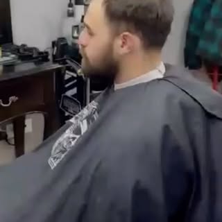 Prótese Capilar é um sistema inovador em que possibilita a colocação de cabelo em apenas 2h! 
Sem do