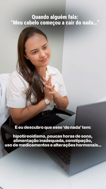 “Meu cabelo começou a cair do nada.”

Mas, quando investigamos, o “do nada” quase sempre tem uma his