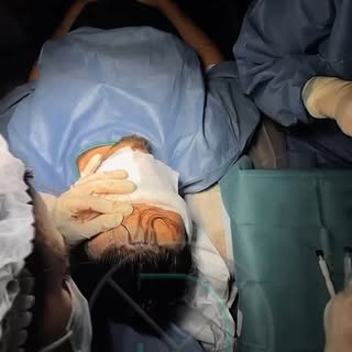 Das Fachpersonal von Praxis Yigit steht Ihnen bei Haartransplantationen zur Seite! 😎
.
 Rufen Sie u