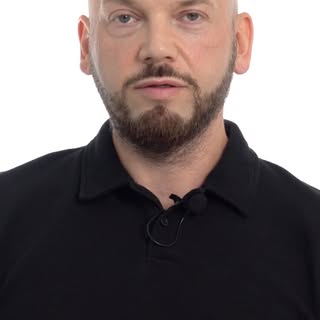 💬 Dla Karola największą zmianą po mikropigmentacji skóry głowy nie był tylko wygląd, ale przede wsz
