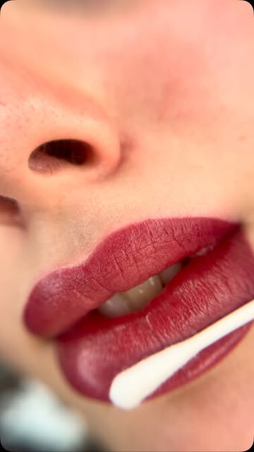 Diseño y color súper sexy Con 1 sola sesión BB.Lips

Todo marca la diferencia:
Técnica @bacer.pmu 
P