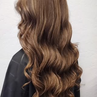 Spring Hair Makeover... going lighter with dimension.  Added new set of 22" @donnabellahair wefts.  