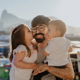 Um feliz dia dos pais para os pacientes e amigos que também estão nessa jornada incrível que é a pat