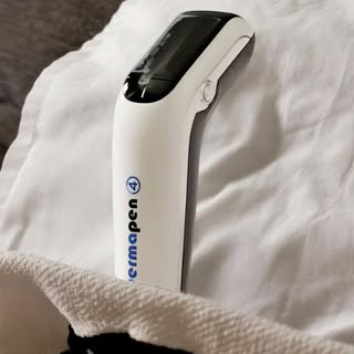 Dermapen had a nightmare last night… 😱💤

It dreamed you skipped your skincare routine and let dull