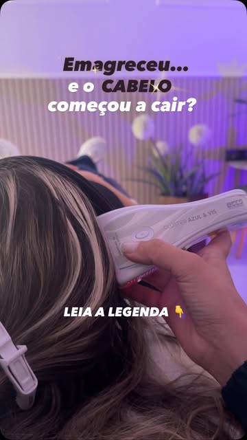 Emagreceu e agora o cabelo está caindo muito? 😥

E o mais frustrante: você começou a tomar vitamina