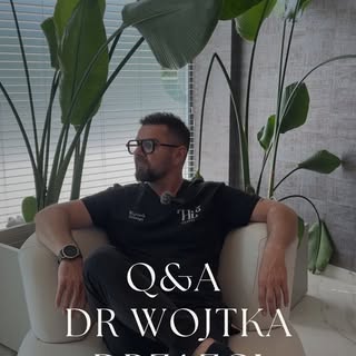 Mały wywiad z doktorem Wojciechem Drzazgą  @dr_wojciech_drzazga - naszym lekarzem medycyny estetyczn