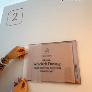 Działamy ekspresowo! @dr_wojciech_drzazga prawie się nie zorientował, że zmienił gabinet 🤭😂 #team 
