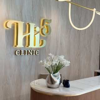 Hi5Clinic -  co musisz wiedzieć?
 
To miejsce gdzie, oferujemy Ci:
- współpracę z doświadczonymi lek