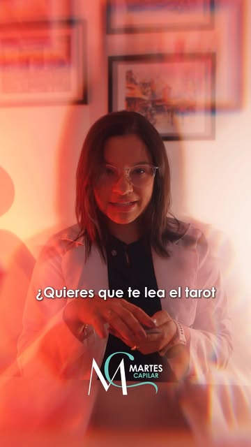 🔮 No necesitas leer el tarot para saber que algo pasa con tu cabello… 

Tu pelo también da señales.